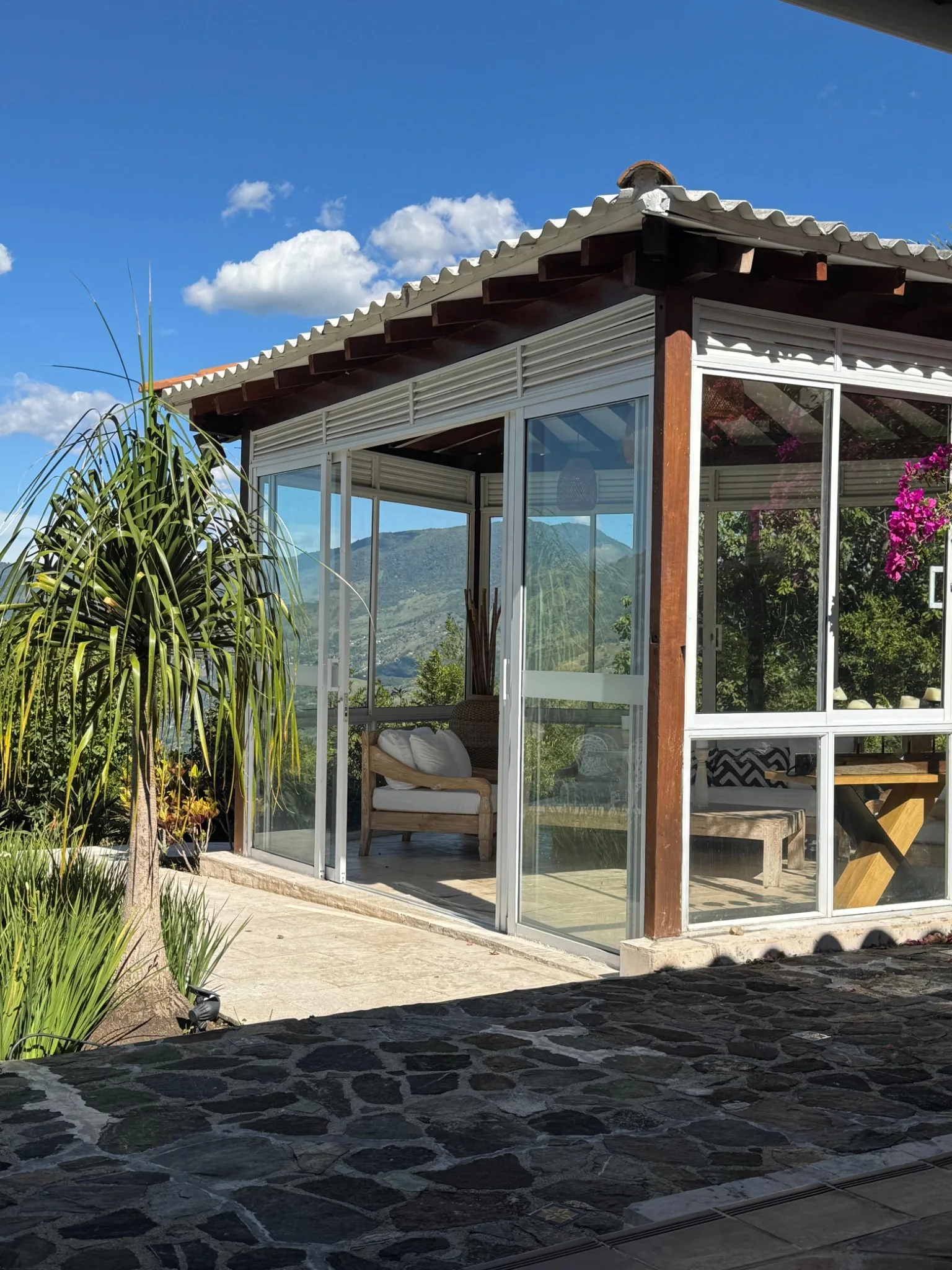Exterior de la finca